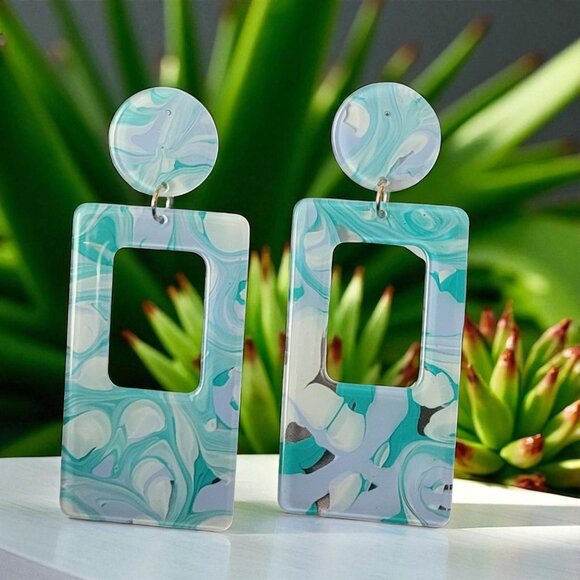 Set of 4 Pairs of Unique Earrings (SKU#3081) - Picture 4 of 6